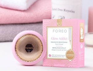 Mặt nạ dưỡng trắng và làm sáng da FOREO UFO Masks Glow Addict